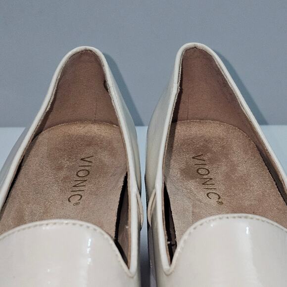 Vionic Willa Loafer Womens 9 Cream Patent Leather Wedge Slip On Arch Support - Picture 7 of 13